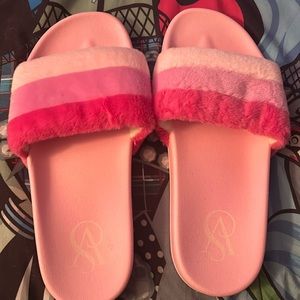 Victoria’s Secret Pink Fur Slides